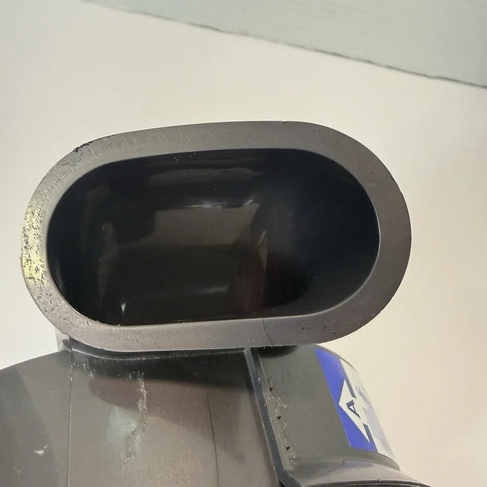 Dyson dc33 vacuum